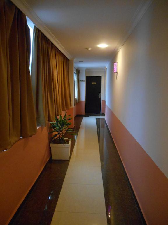 Sai Villa Hotel Near Klia&Klia2 Nilai Esterno foto