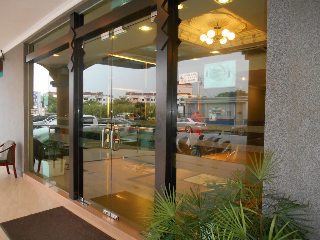 Sai Villa Hotel Near Klia&Klia2 Nilai Esterno foto