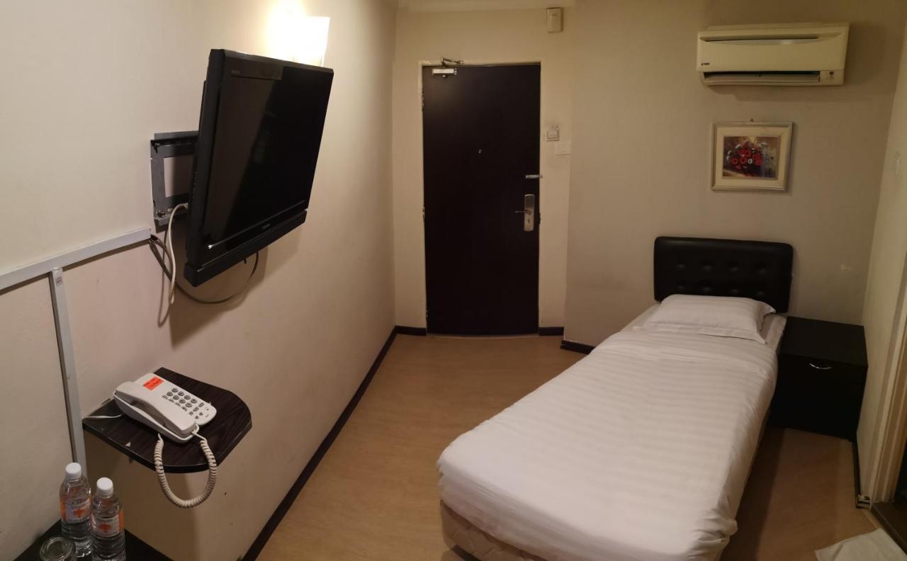 Sai Villa Hotel Near Klia&Klia2 Nilai Esterno foto