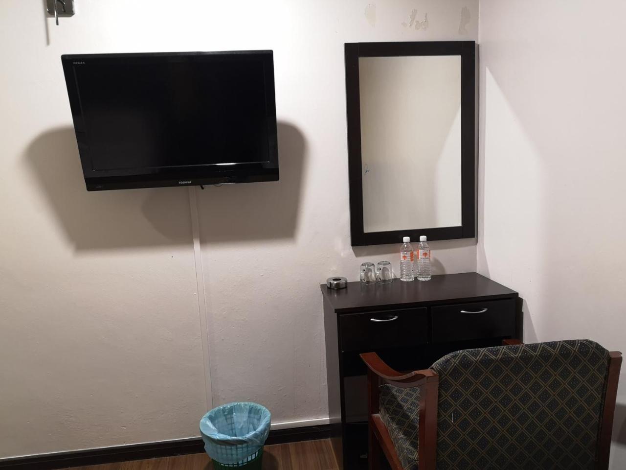 Sai Villa Hotel Near Klia&Klia2 Nilai Esterno foto