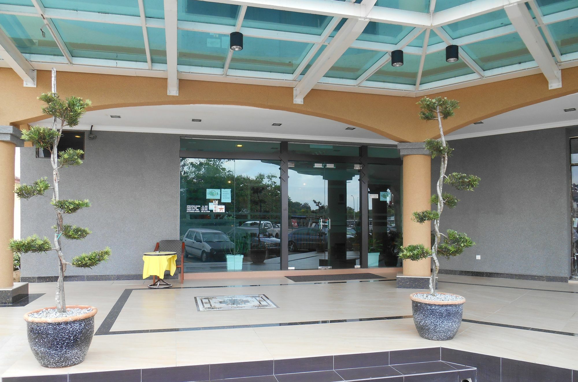 Sai Villa Hotel Near Klia&Klia2 Nilai Esterno foto