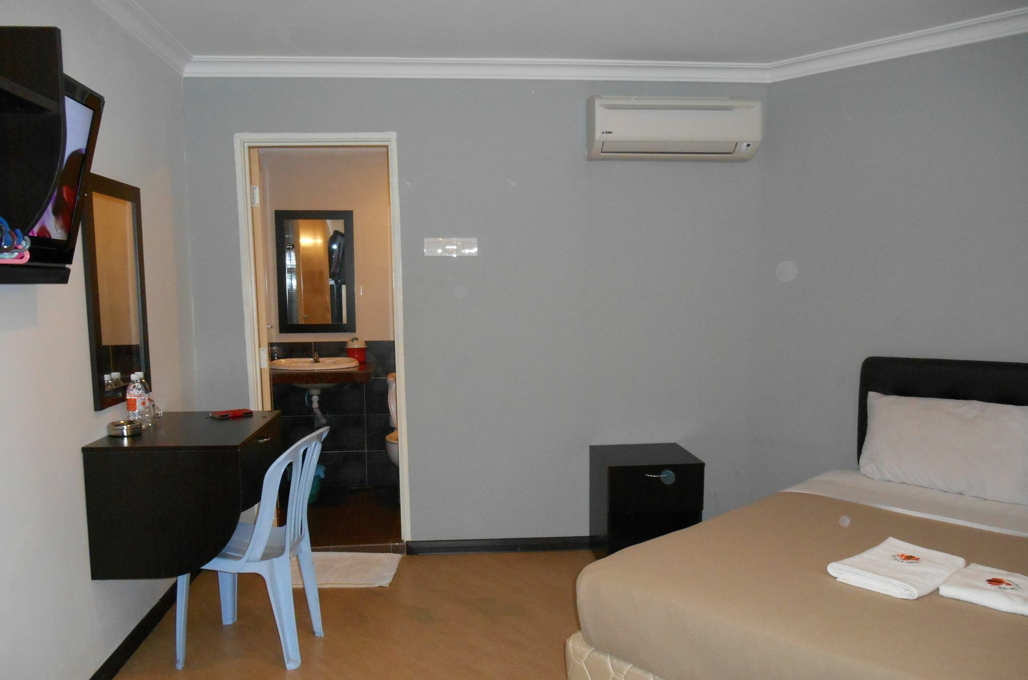 Sai Villa Hotel Near Klia&Klia2 Nilai Esterno foto